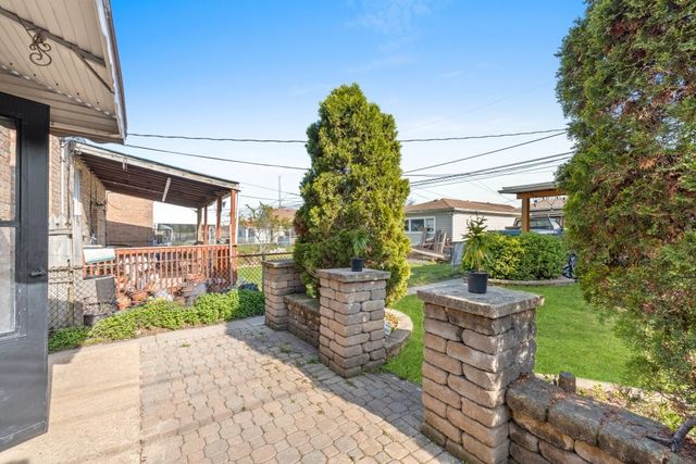 3737 W 70th Street, Chicago, IL 60629