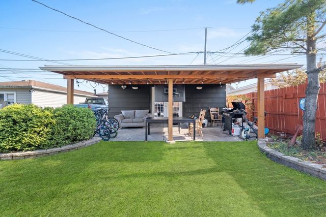 3737 W 70th Street, Chicago, IL 60629