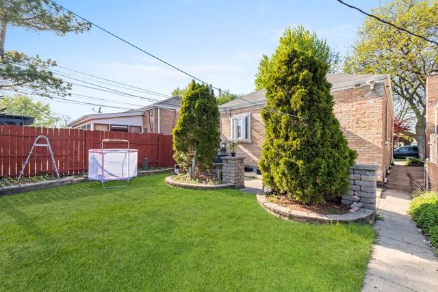 3737 W 70th Street, Chicago, IL 60629