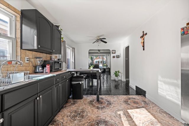 3737 W 70th Street, Chicago, IL 60629