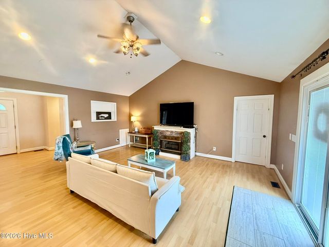2081 Sweet Home Road, Williamston, NC 27892