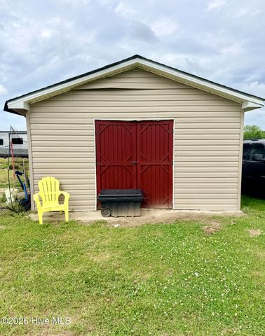 2081 Sweet Home Road, Williamston, NC 27892