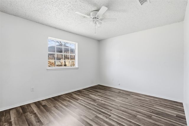 125 N Jessup Street, Alvarado, TX 76009