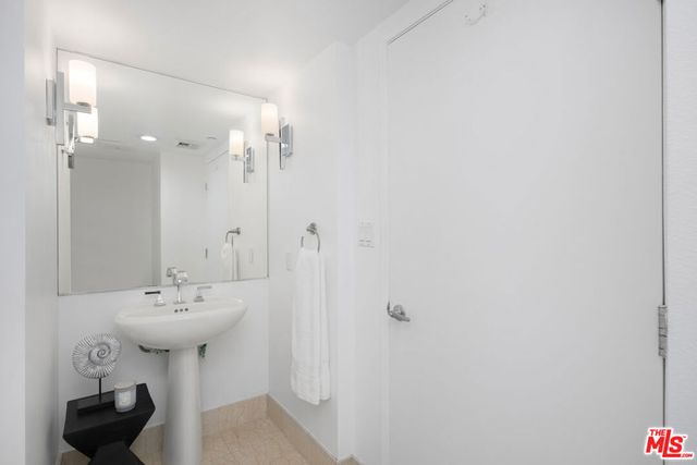 13600 Marina Pointe Drive 1507, Marina Del Rey, CA 90292