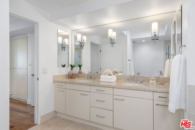 13600 Marina Pointe Drive 1507, Marina Del Rey, CA 90292