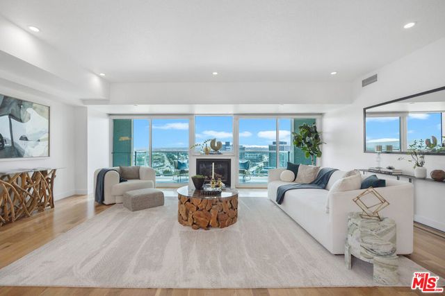 13600 Marina Pointe Drive 1507, Marina Del Rey, CA 90292