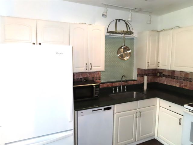 495 Easy Street, Sebastian, FL 32958