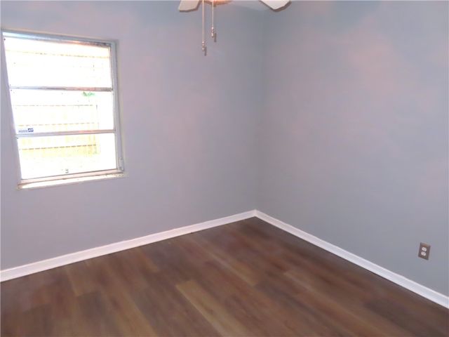 495 Easy Street, Sebastian, FL 32958