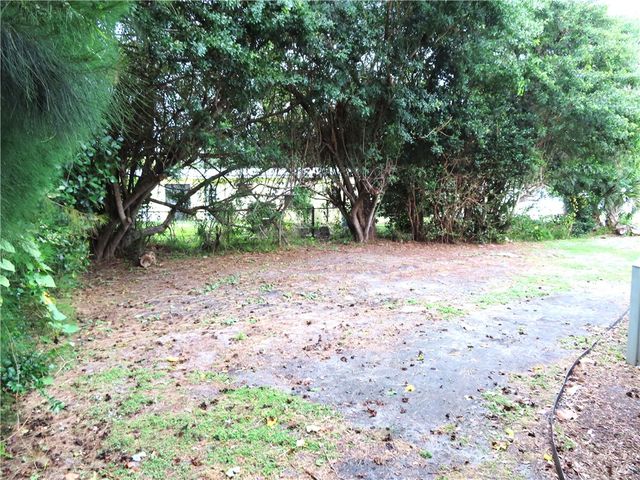 495 Easy Street, Sebastian, FL 32958