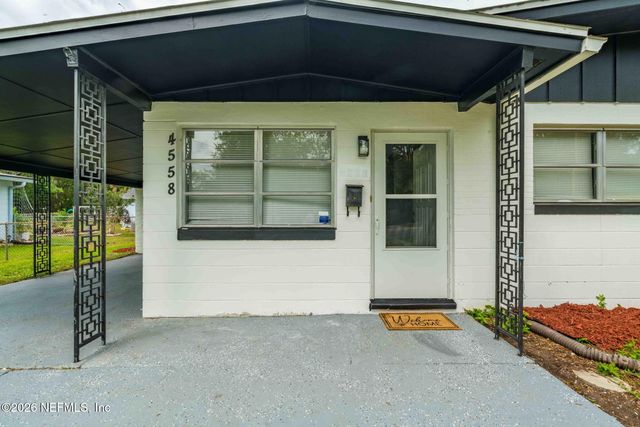 4558 DAUGHTRY Boulevard E, Jacksonville, FL 32210