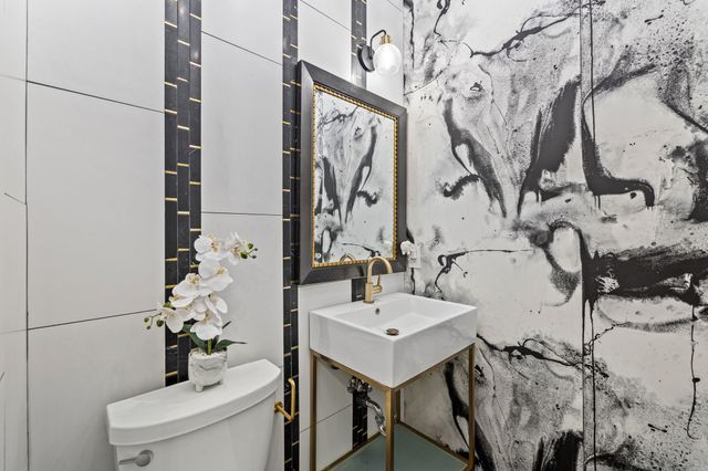 4134 Crossing Lane, Dallas, TX 75220