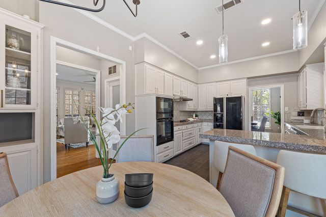 4134 Crossing Lane, Dallas, TX 75220