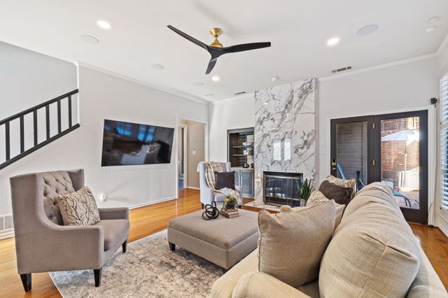 4134 Crossing Lane, Dallas, TX 75220