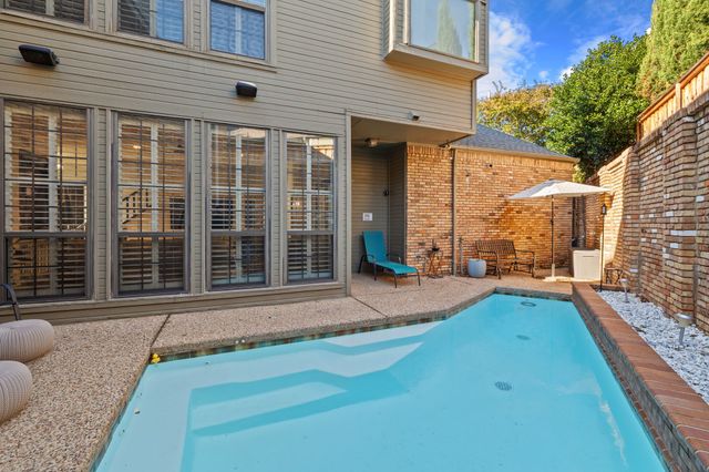 4134 Crossing Lane, Dallas, TX 75220