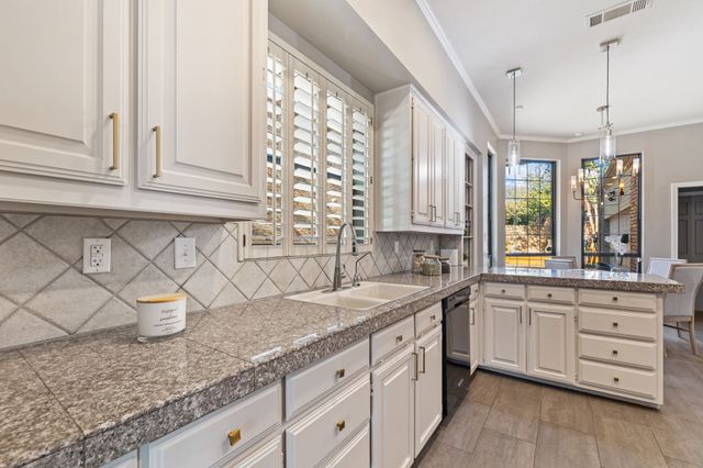 4134 Crossing Lane, Dallas, TX 75220