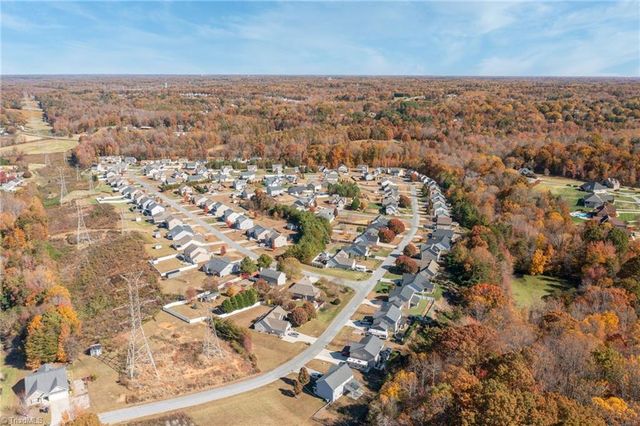 155 Bald Cypress Drive, Winston-salem, NC 27127