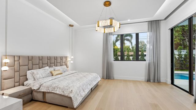 274 NE 3rd Court, Boca Raton, FL 33432