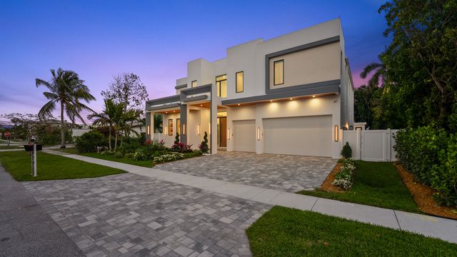 274 NE 3rd Court, Boca Raton, FL 33432