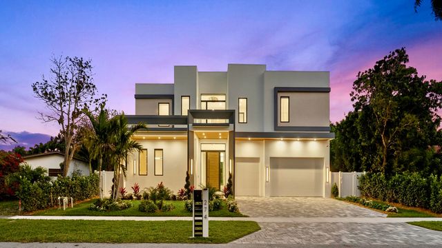 274 NE 3rd Court, Boca Raton, FL 33432