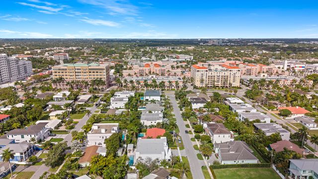 274 NE 3rd Court, Boca Raton, FL 33432