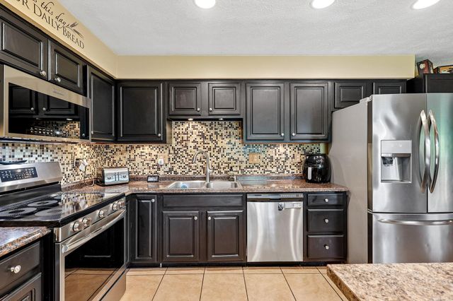 2170 Northern Drive, Dayton, OH 45431