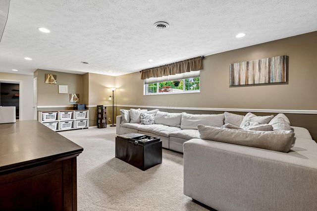 2170 Northern Drive, Dayton, OH 45431