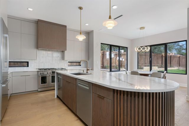 13701 A Montview DR, Austin, TX 78732