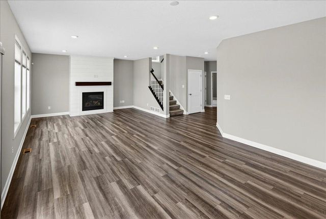 11210 Meadow View Lane, Maple Grove, MN 55311
