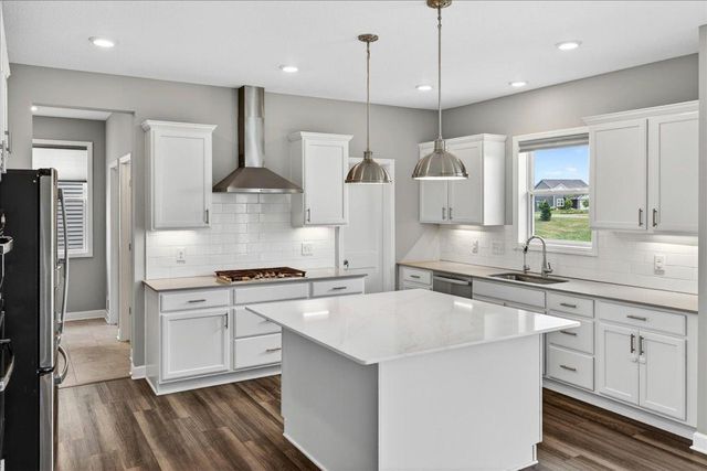 11210 Meadow View Lane, Maple Grove, MN 55311