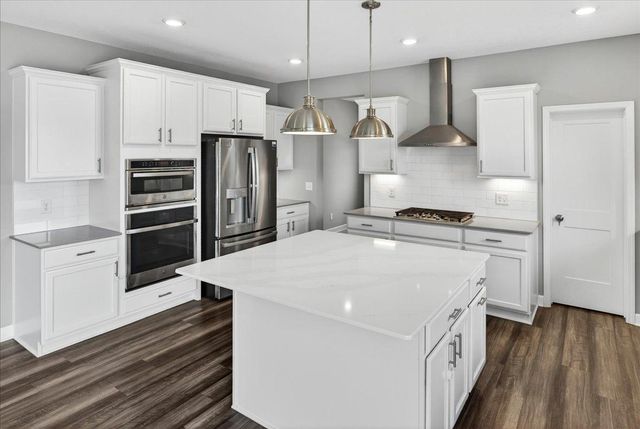 11210 Meadow View Lane, Maple Grove, MN 55311