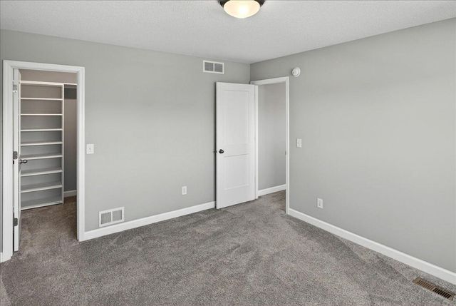 11210 Meadow View Lane, Maple Grove, MN 55311