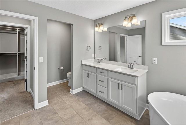 11210 Meadow View Lane, Maple Grove, MN 55311