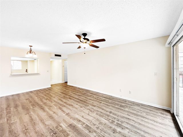 6336 NEWTOWN CIRCLE 36B2, Tampa, FL 33615