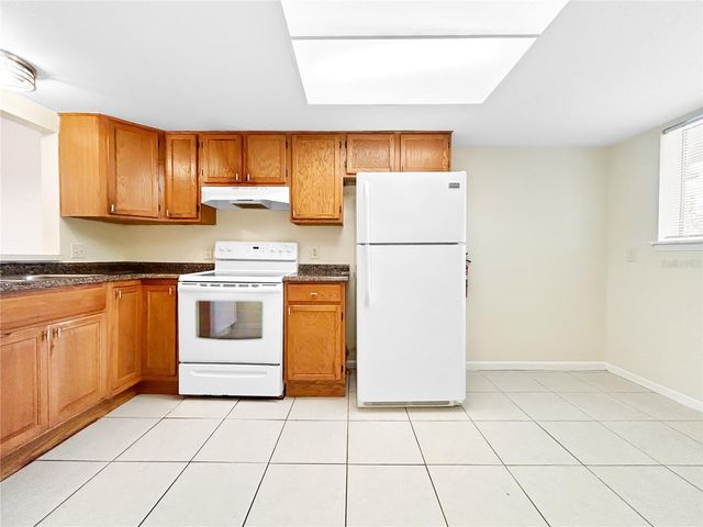 6336 NEWTOWN CIRCLE 36B2, Tampa, FL 33615