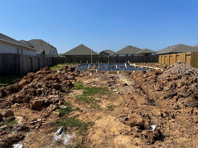 774 Guernsey Road, La Marque, TX 77568