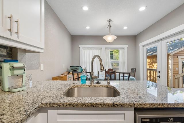 535 11TH AVENUE N, St Petersburg, FL 33701