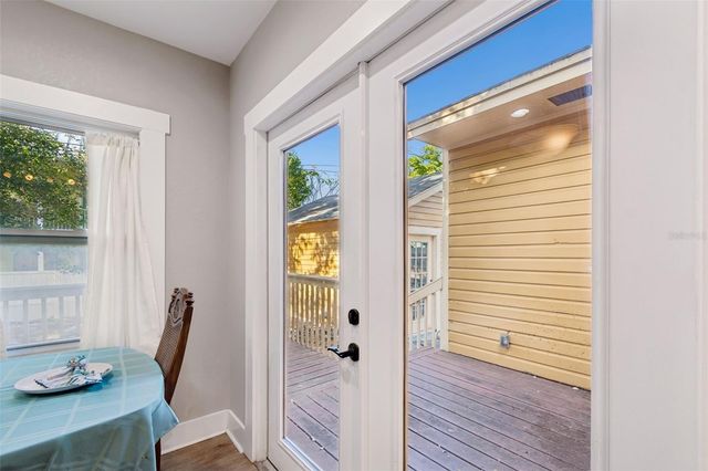 535 11TH AVENUE N, St Petersburg, FL 33701