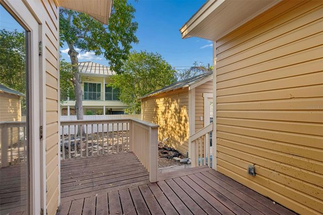 535 11TH AVENUE N, St Petersburg, FL 33701