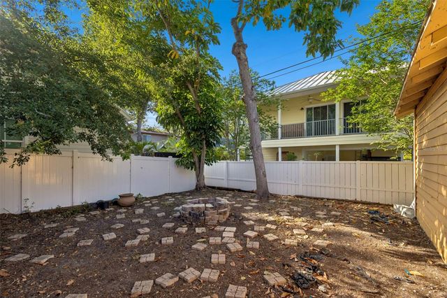 535 11TH AVENUE N, St Petersburg, FL 33701