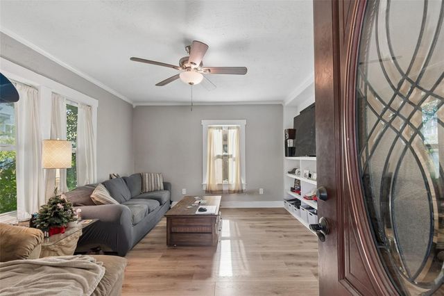 535 11TH AVENUE N, St Petersburg, FL 33701