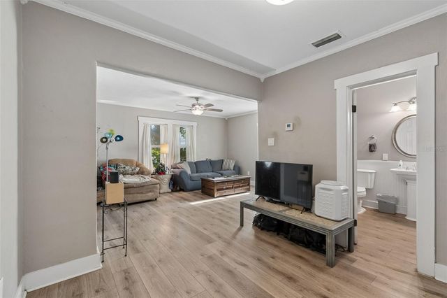 535 11TH AVENUE N, St Petersburg, FL 33701