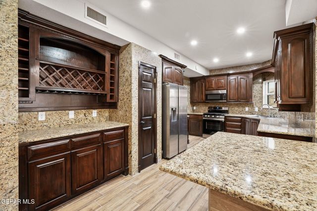 7216 DESERT JEWEL Drive, El Paso, TX 79912