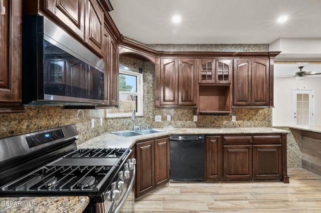 7216 DESERT JEWEL Drive, El Paso, TX 79912