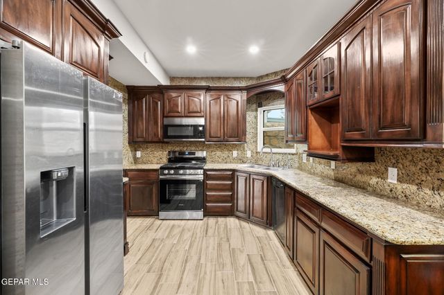 7216 DESERT JEWEL Drive, El Paso, TX 79912