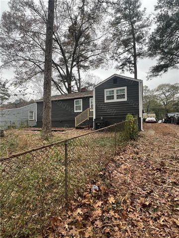 1860 Broadwell SW Street, Atlanta, GA 30310