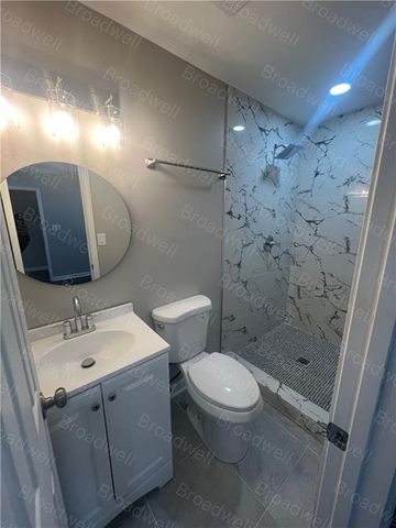 1860 Broadwell SW Street, Atlanta, GA 30310