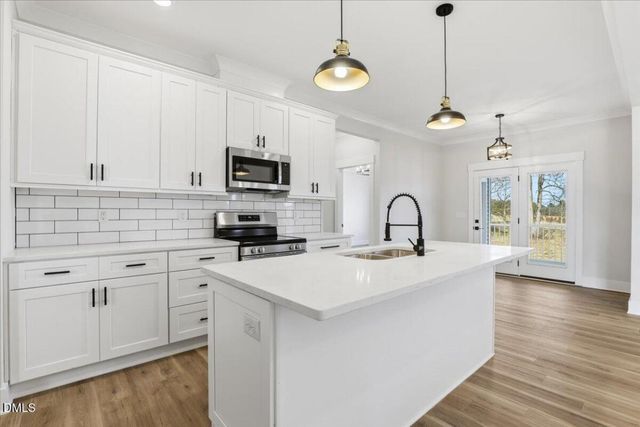 3584 Old Us 421 Highway, Lillington, NC 27546