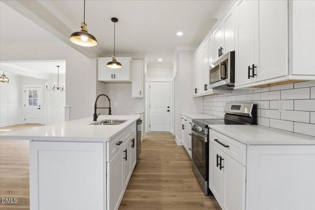 3584 Old Us 421 Highway, Lillington, NC 27546