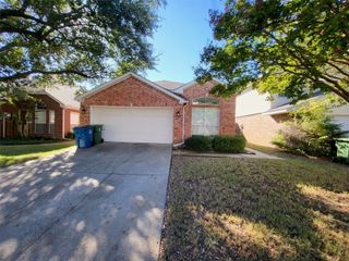 918 Azalia, Lewisville, TX 75067