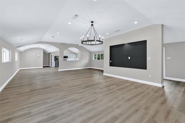 1621 Stella Avenue, Dallas, TX 75216